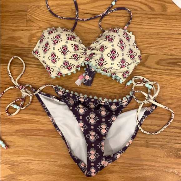 Victoria’s Secret Boho Bikini Set small - Picture 1 of 1